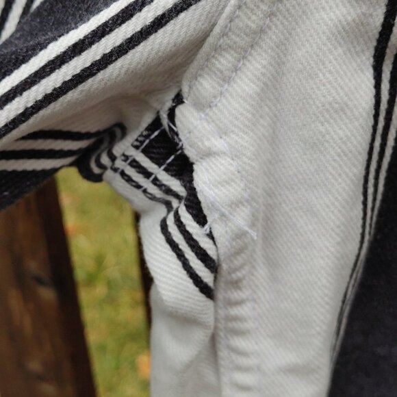 BDG Urban Outfitters Black and White Striped High Waist  Denim Jeans Women's 27 - Picture 4 of 7